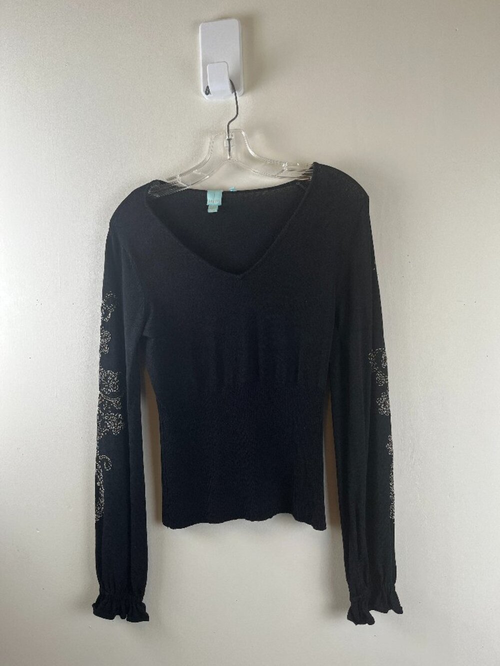 Vintage Black Embroidered Fhu-Shu Long Sleeve Top